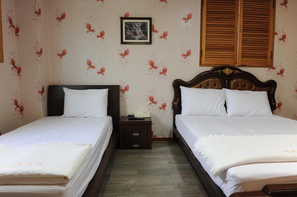 Galleria Hotel Andong Szoba fotó